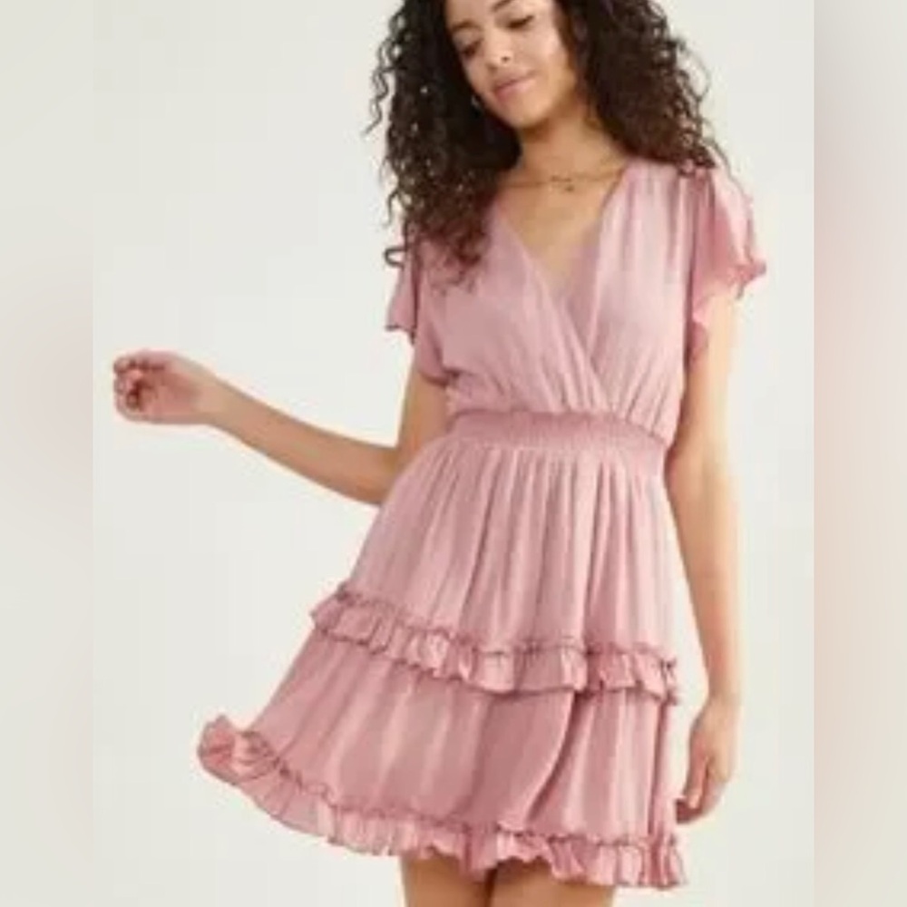 Altar'd State Junior's Mauve Ruffle Tiered V-Neck Dress